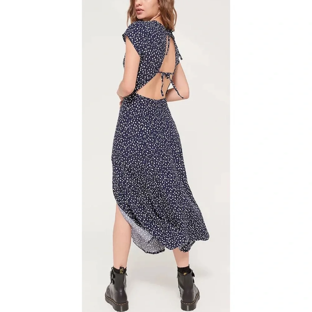 Urban Outfitters Lindsey Spot Midi Dress - Picture 2 of 3